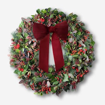 Red Berry Christmas Wreath